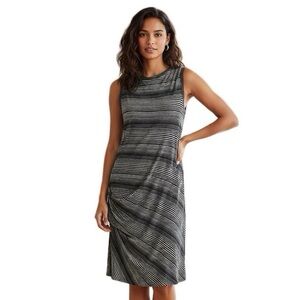 Mossimo Black & White Midi Dress Elegant Design Medium Stripe Ruched Dress‎